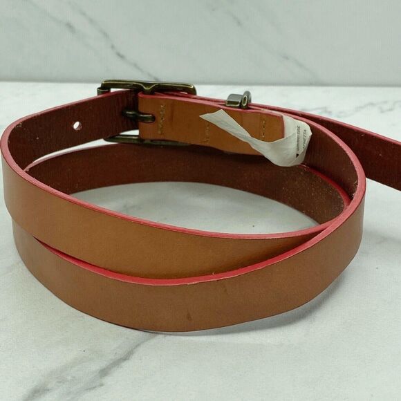GAP Skinny Red Trimmed Brown Genuine Leather Belt Small (S) ✨ - Picture 3 of 3